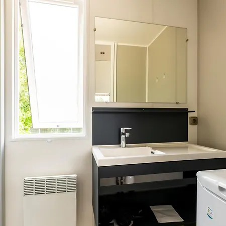 Holiday home Muschel 61 *